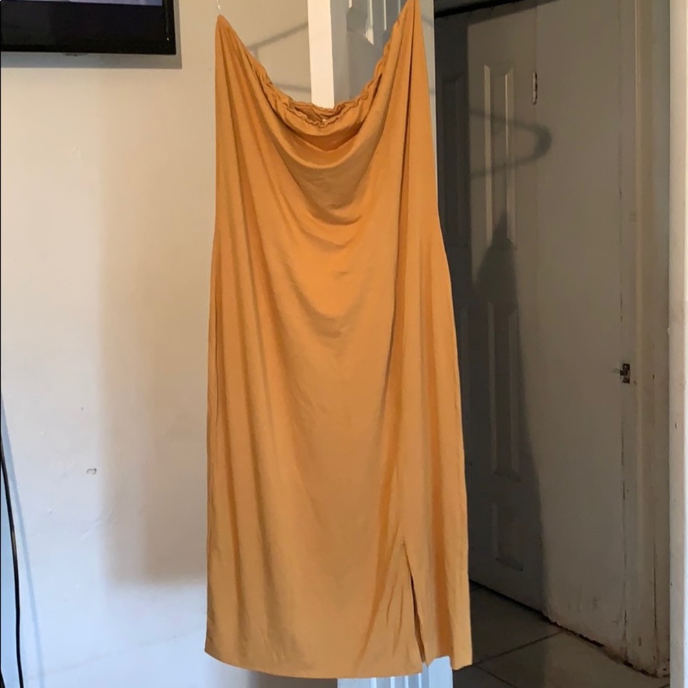 Plus Size Forever 21 Strapless dress w slit on leg